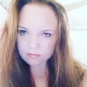 Meet your Posher, Angie